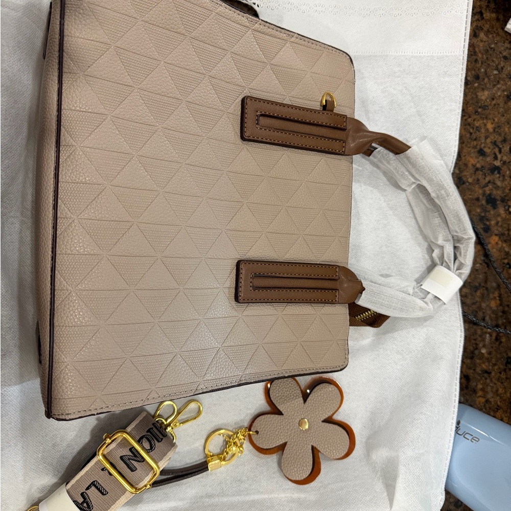 Elegant Beige and Brown Handbag